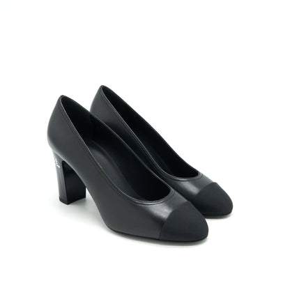 Chanel size38 pump Shoes black with Letter on heel