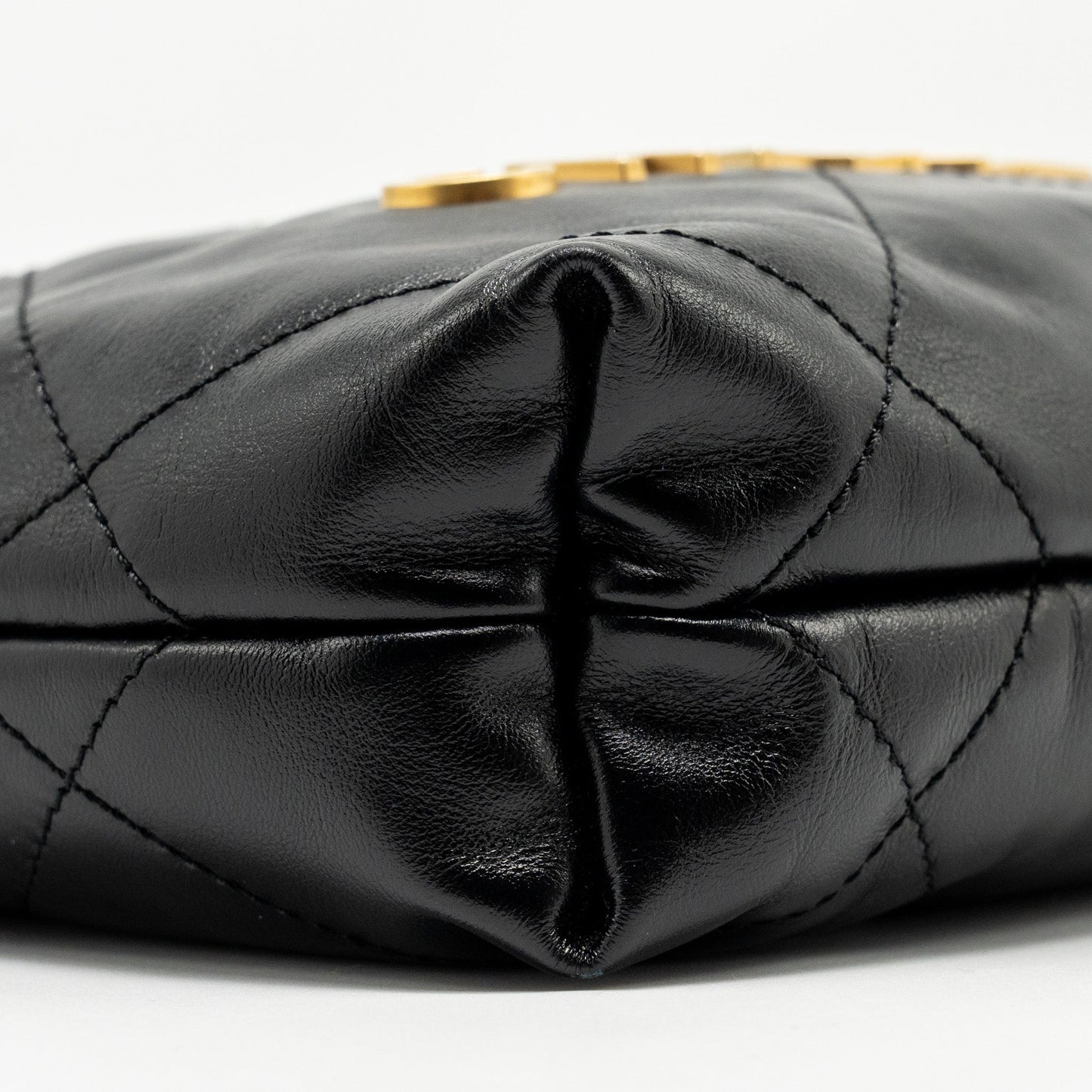 Chanel 23K Mini 22 Bag Shiny Calfskin Black  (Microchip)