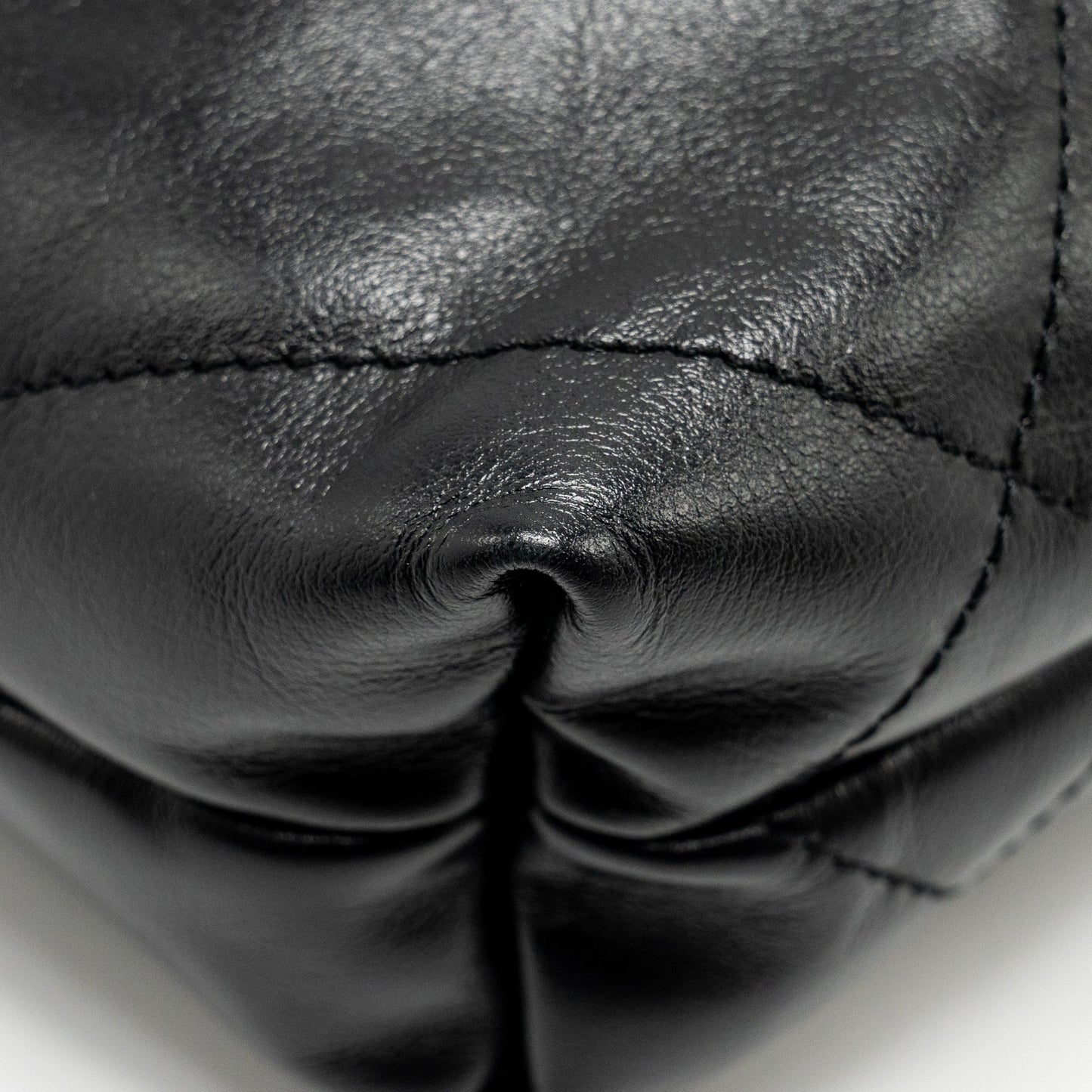 Chanel 23K Mini 22 Bag Shiny Calfskin Black  (Microchip)