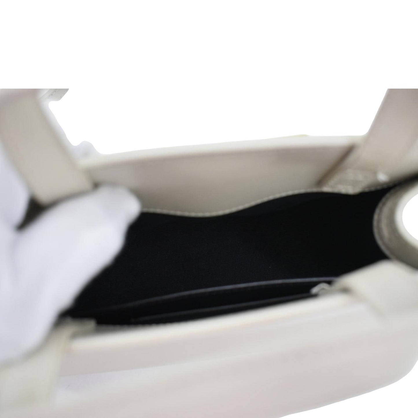 YVES SAINT LAURENT Manhattan Leather Shopper Tote Bag Beige