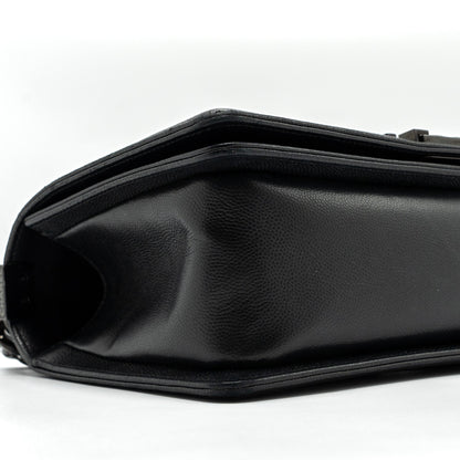 Chanel medium boy bag caviar so black black hardware