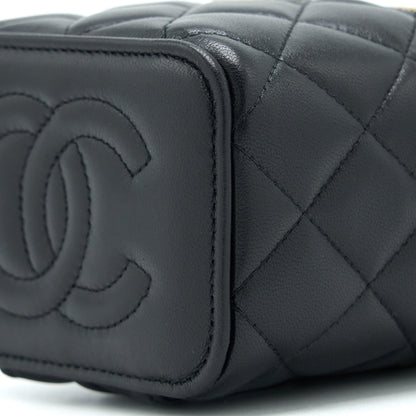 Chanel 22B Detailed Top Handle Mini Vanity With Chain Lambskin Black Brushed