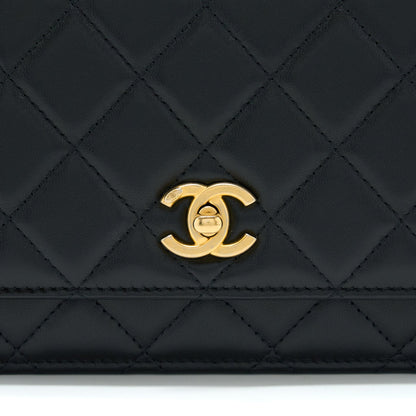 Chanel 21S Wallet On Chain With Pearl/CC logo Round Handle Lambskin Black Brushed