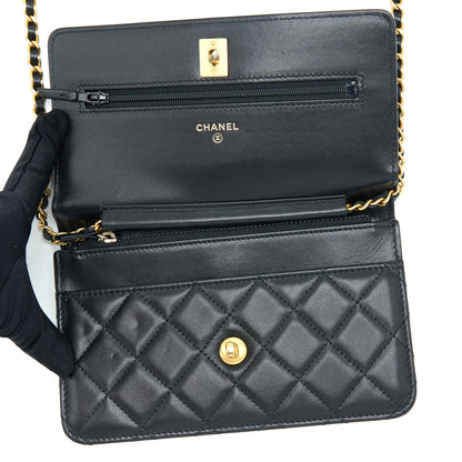 Chanel 21S Wallet On Chain With Pearl/CC logo Round Handle Lambskin Black Brushed