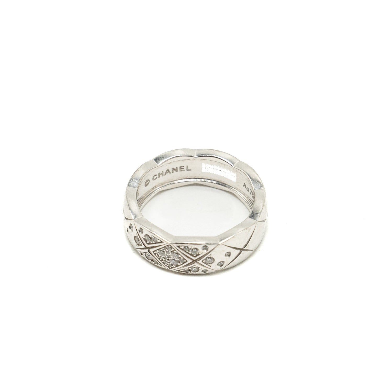 Chanel Size 54 Coco Crush Ring Small Version Quilted Motif White Gold, Diamonds