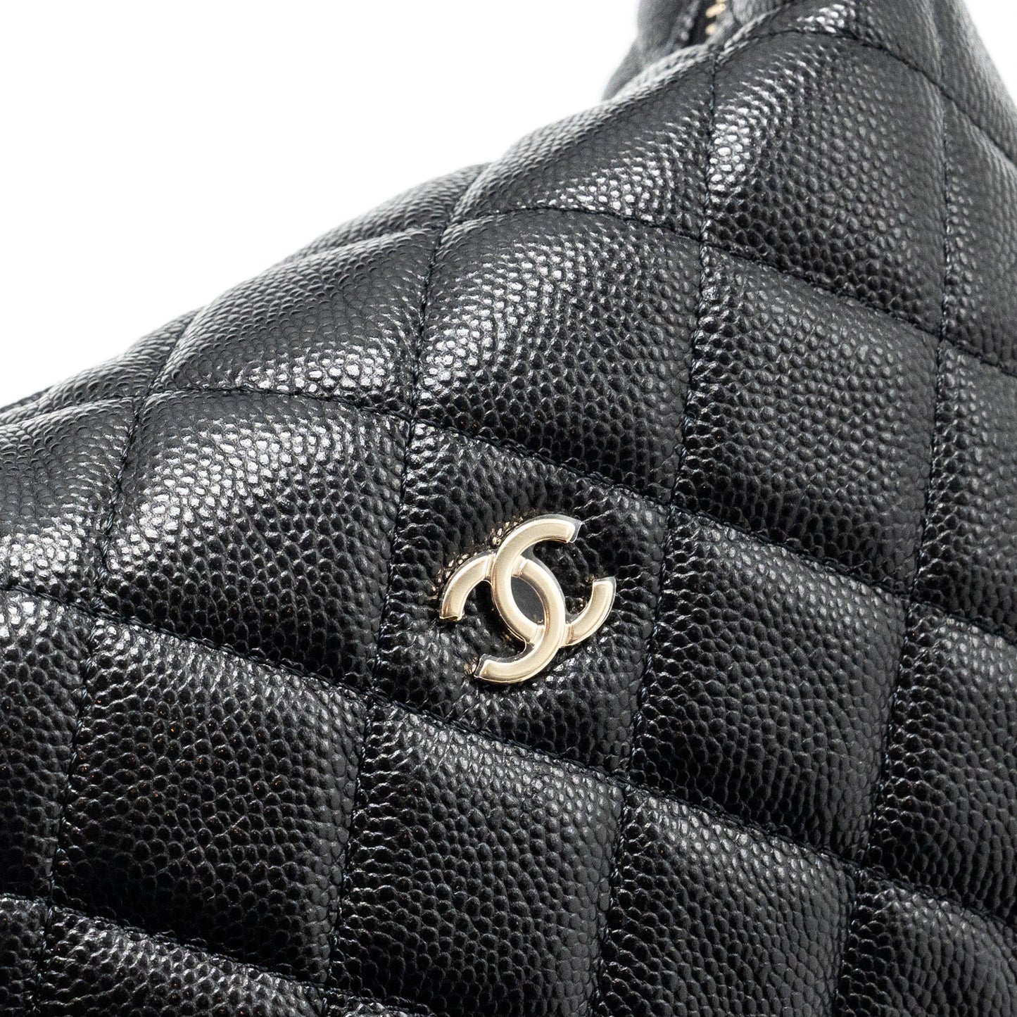 Chanel 25C Quilted Hobo Bag Caviar Black L (Microchip)