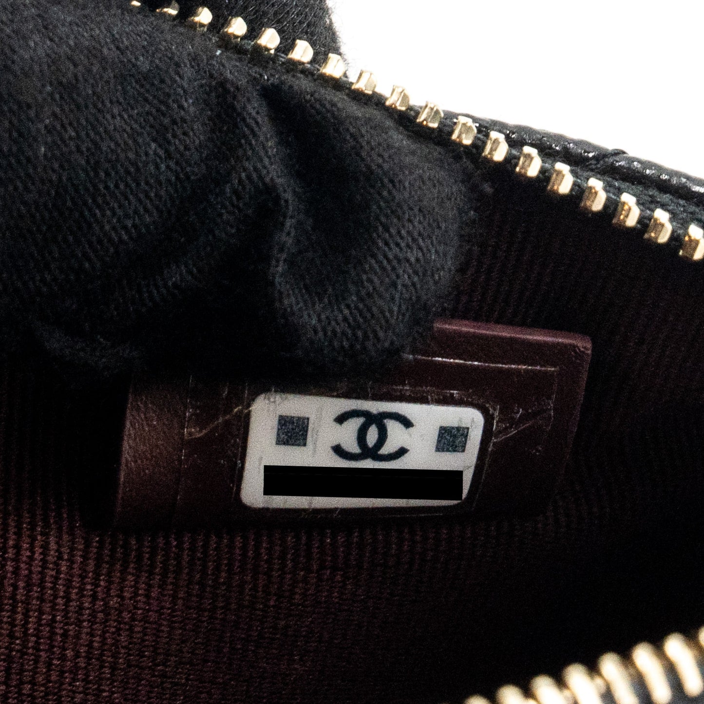 Chanel 25C Quilted Hobo Bag Caviar Black L (Microchip)
