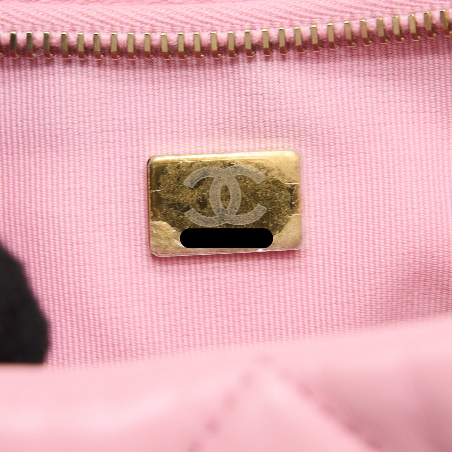 Chanel 22K Hobo Bag Logo Chain Lambskin Pink  (Microchip)