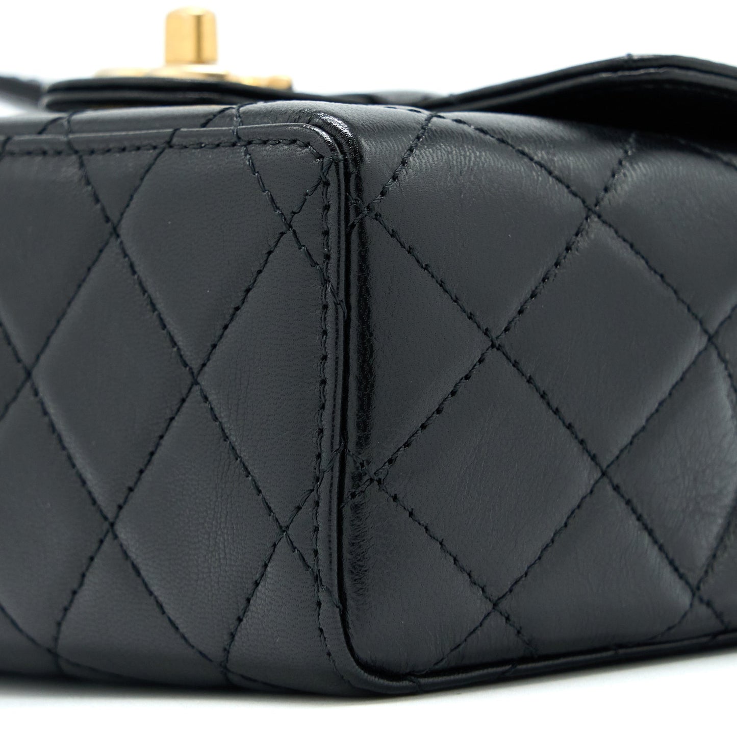 Chanel 22K Retro Classic New Square Mini Flap Bag Goatskin Black  (Microchip)