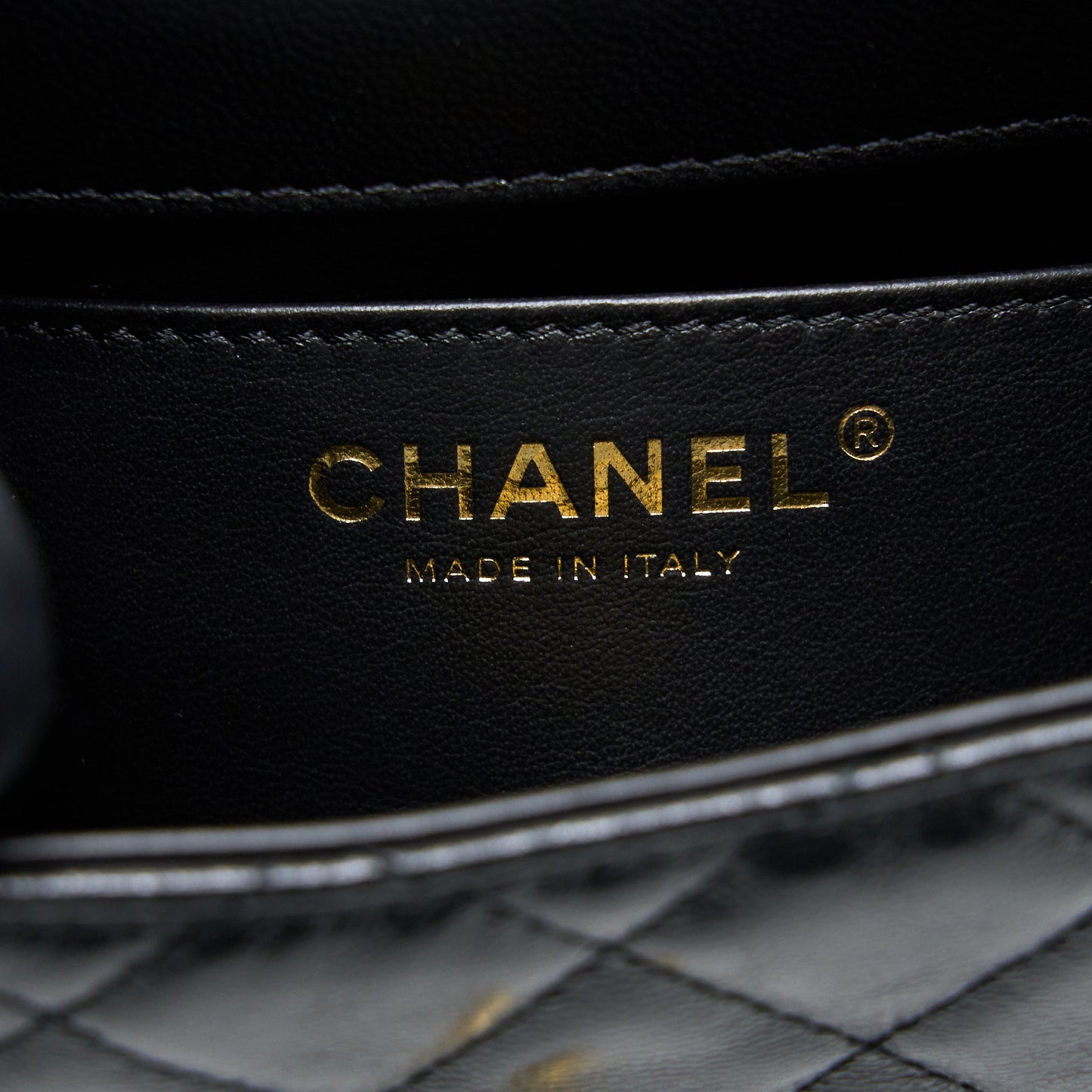 Chanel 22K Retro Classic New Square Mini Flap Bag Goatskin Black  (Microchip)