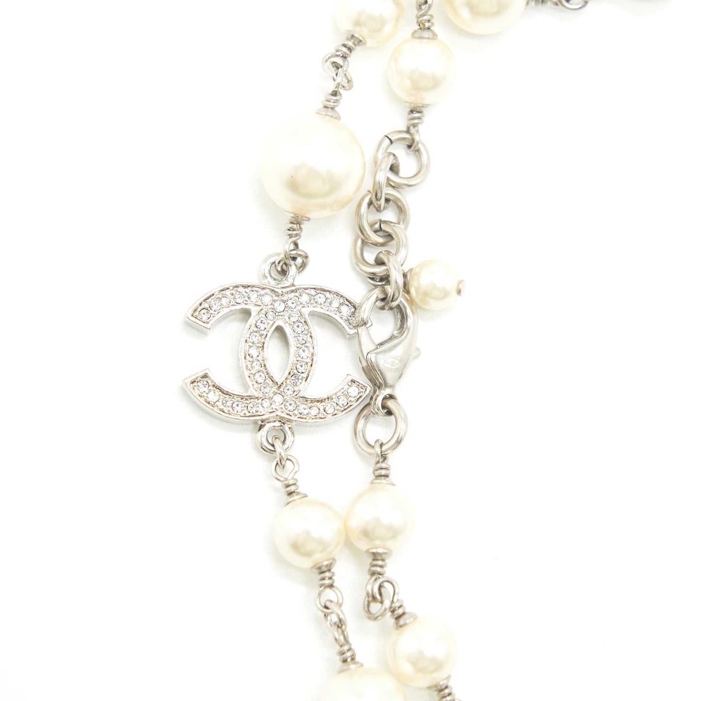 CHANEL CC PEARL LONG NECKLACE