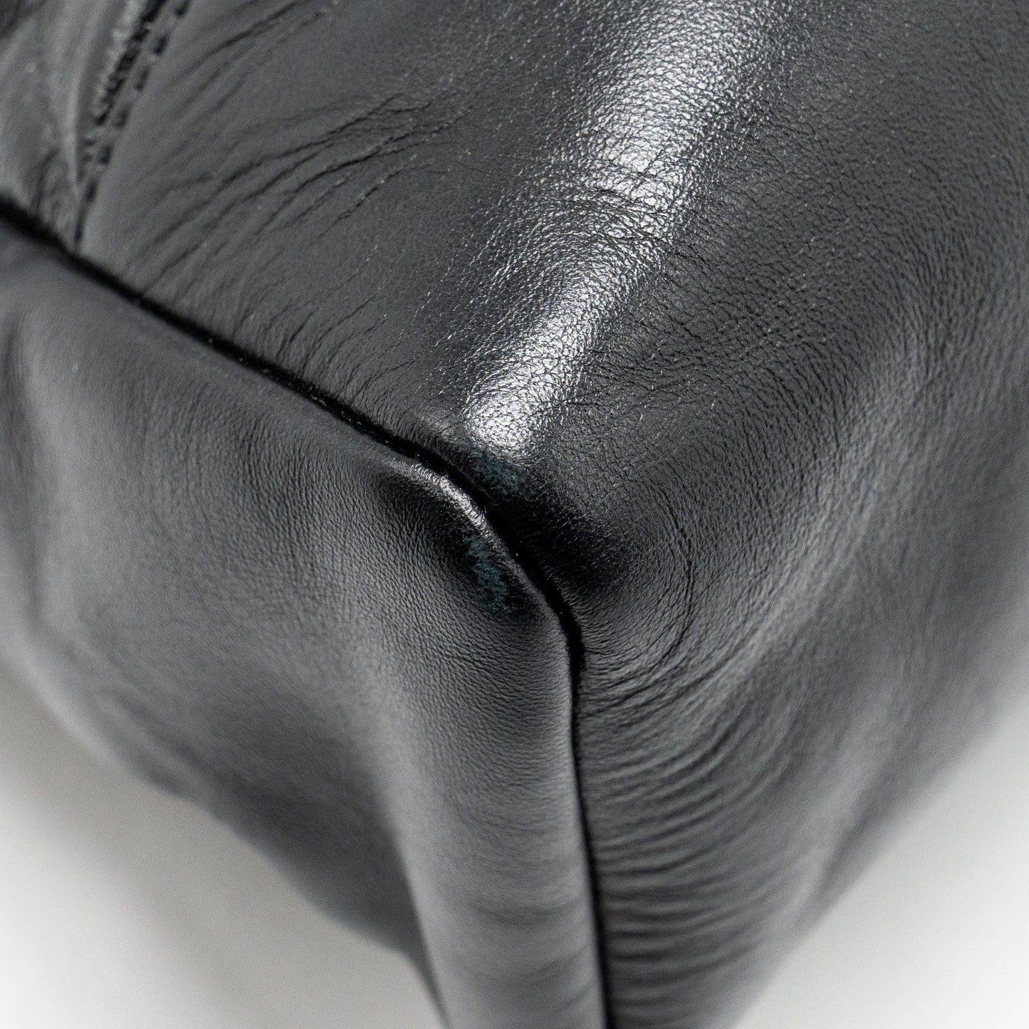 Chanel 31 bag calfskin black