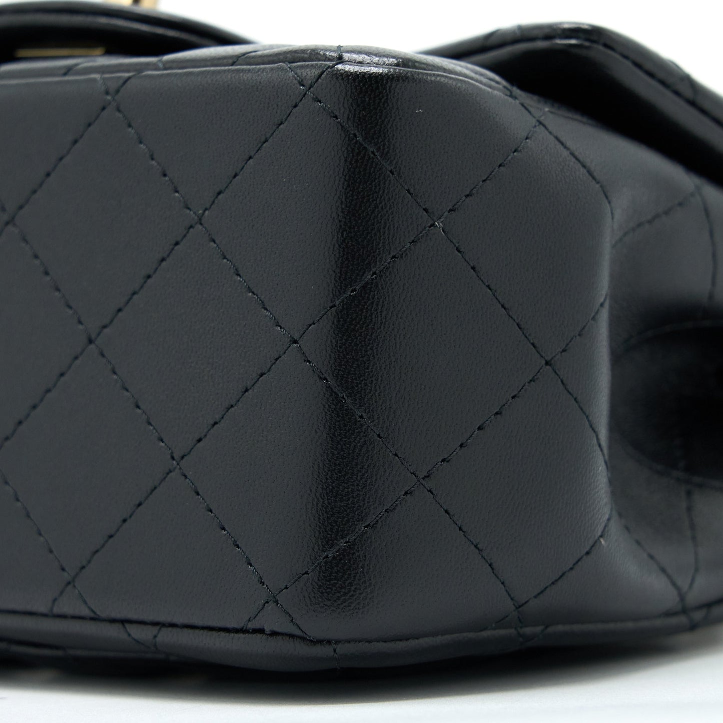 Chanel Classic Mini Square Flap Bag Lambskin Black L (Microchip)