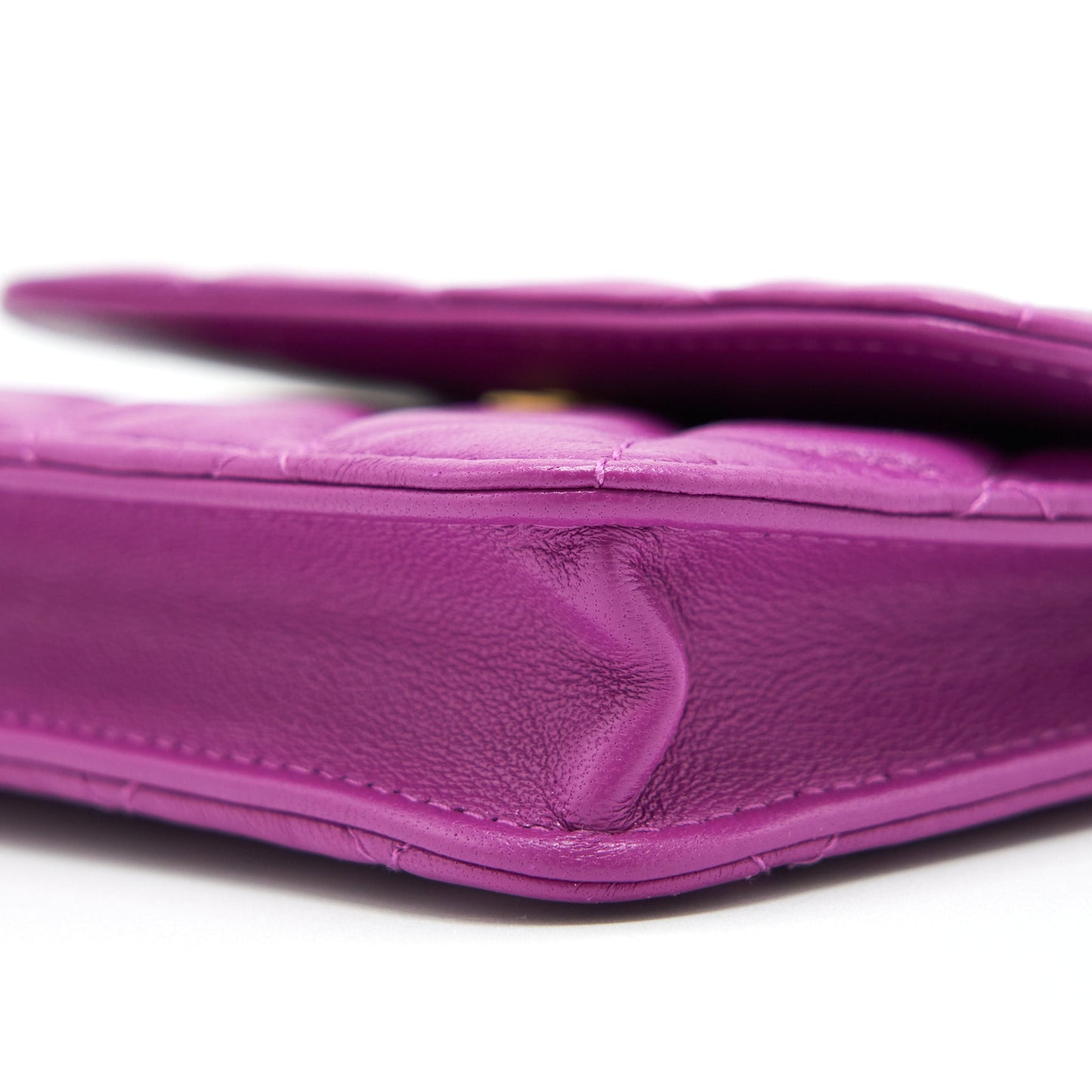 Chanel Pearl Crush mini Belt Bag Lambskin Purple