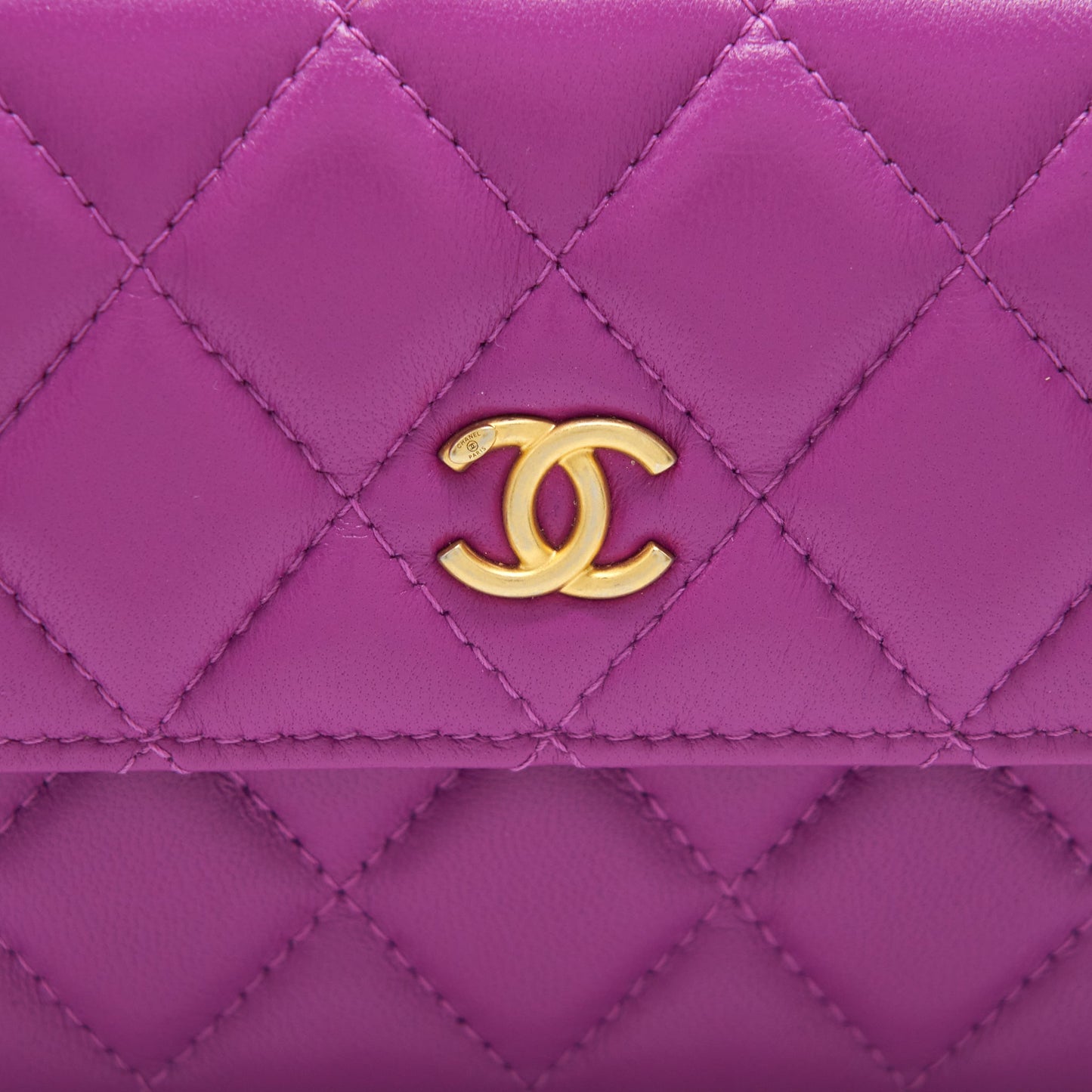 Chanel Pearl Crush mini Belt Bag Lambskin Purple
