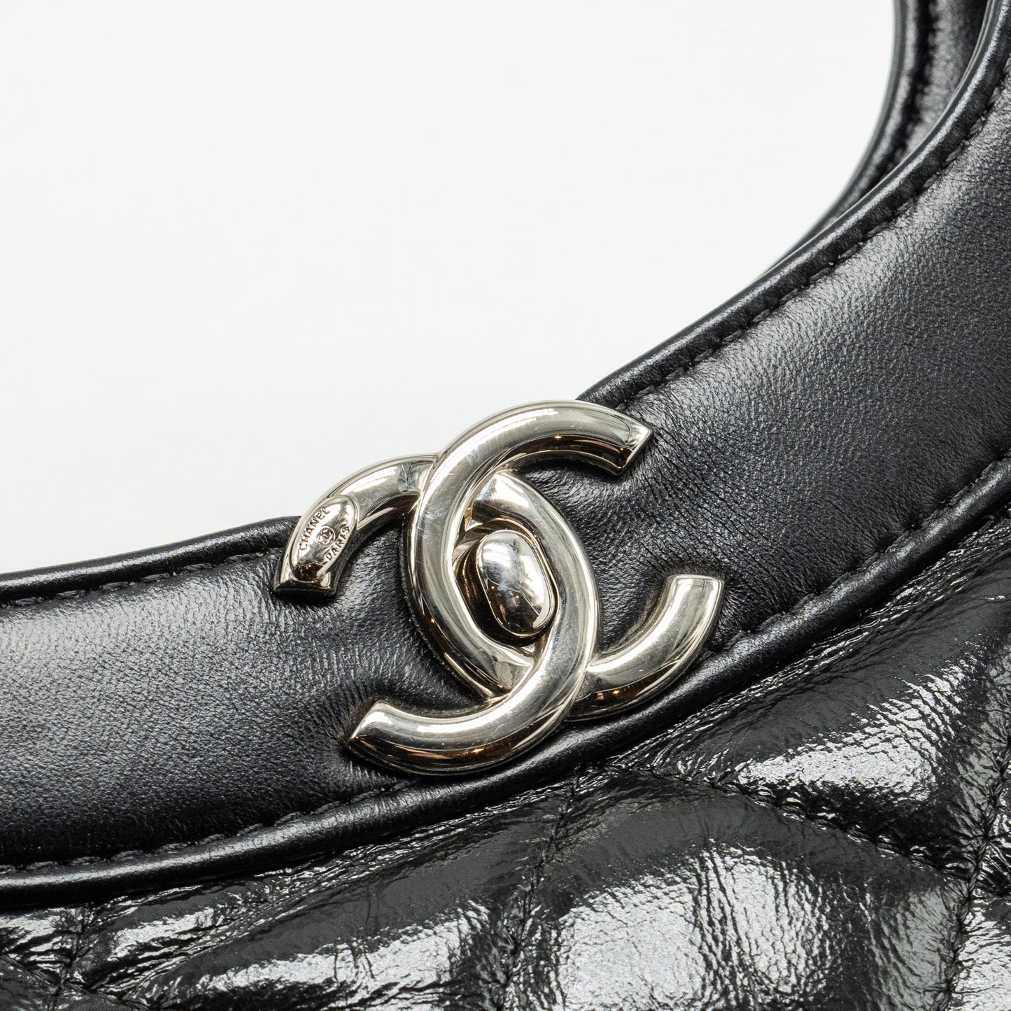 Chanel 31 bag calfskin black