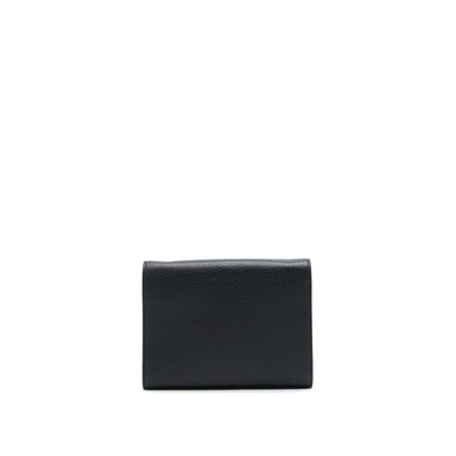 Gucci Grained Calfskin GG Logo Wallet on Chain with