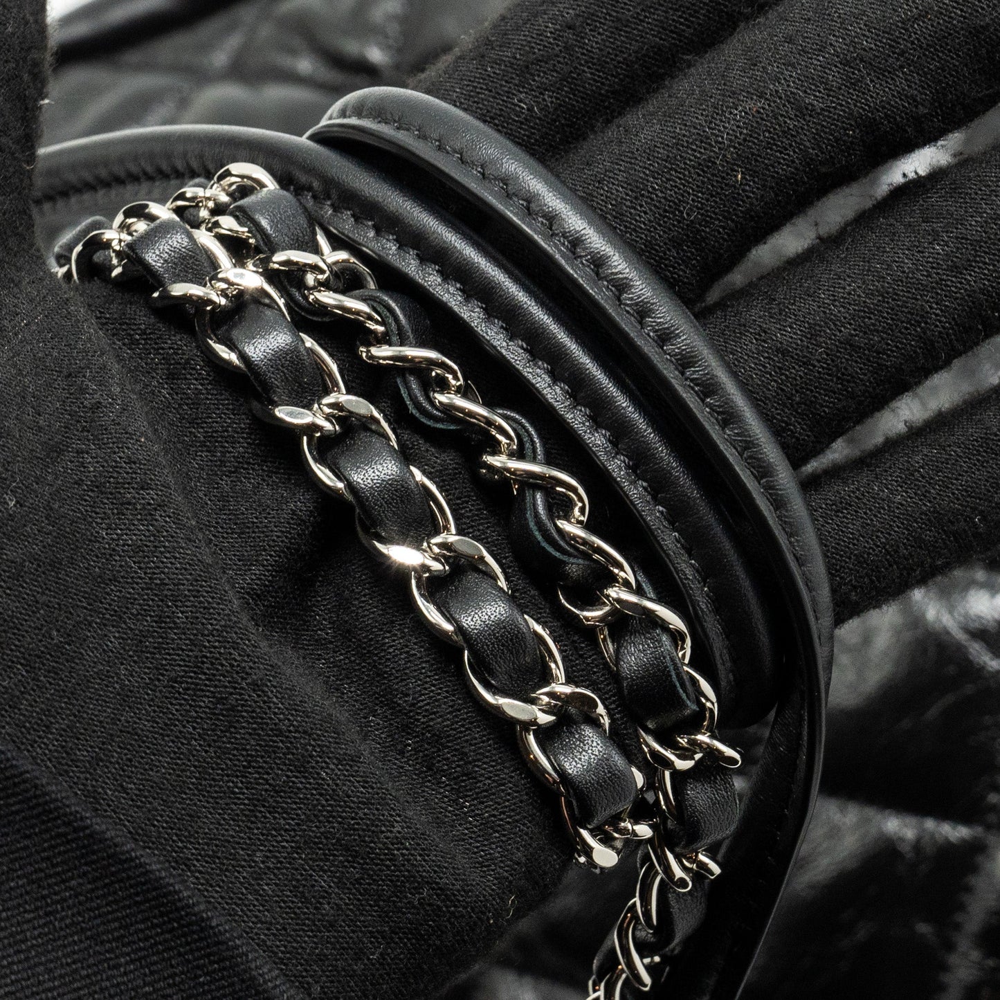 Chanel 31 bag calfskin black