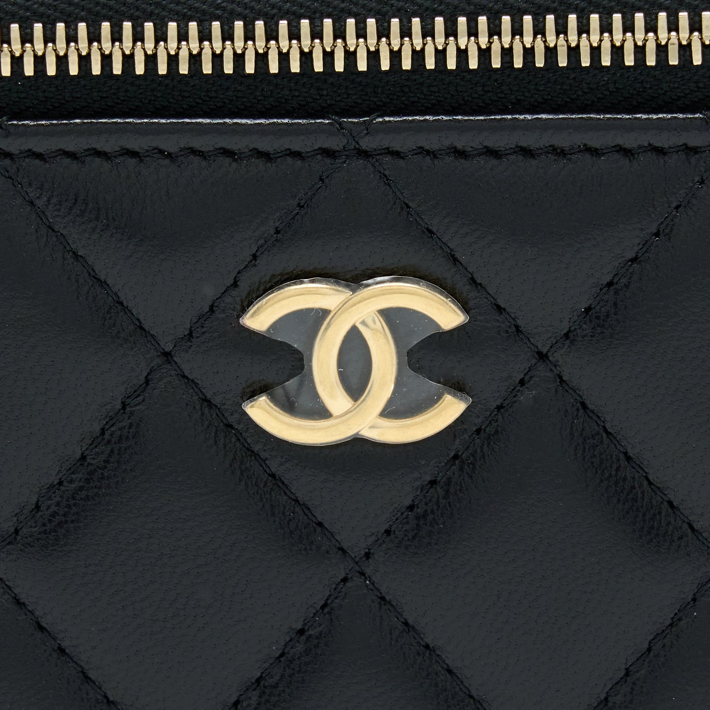 Chanel Long Vanity With Detailed Chain Lambskin Black