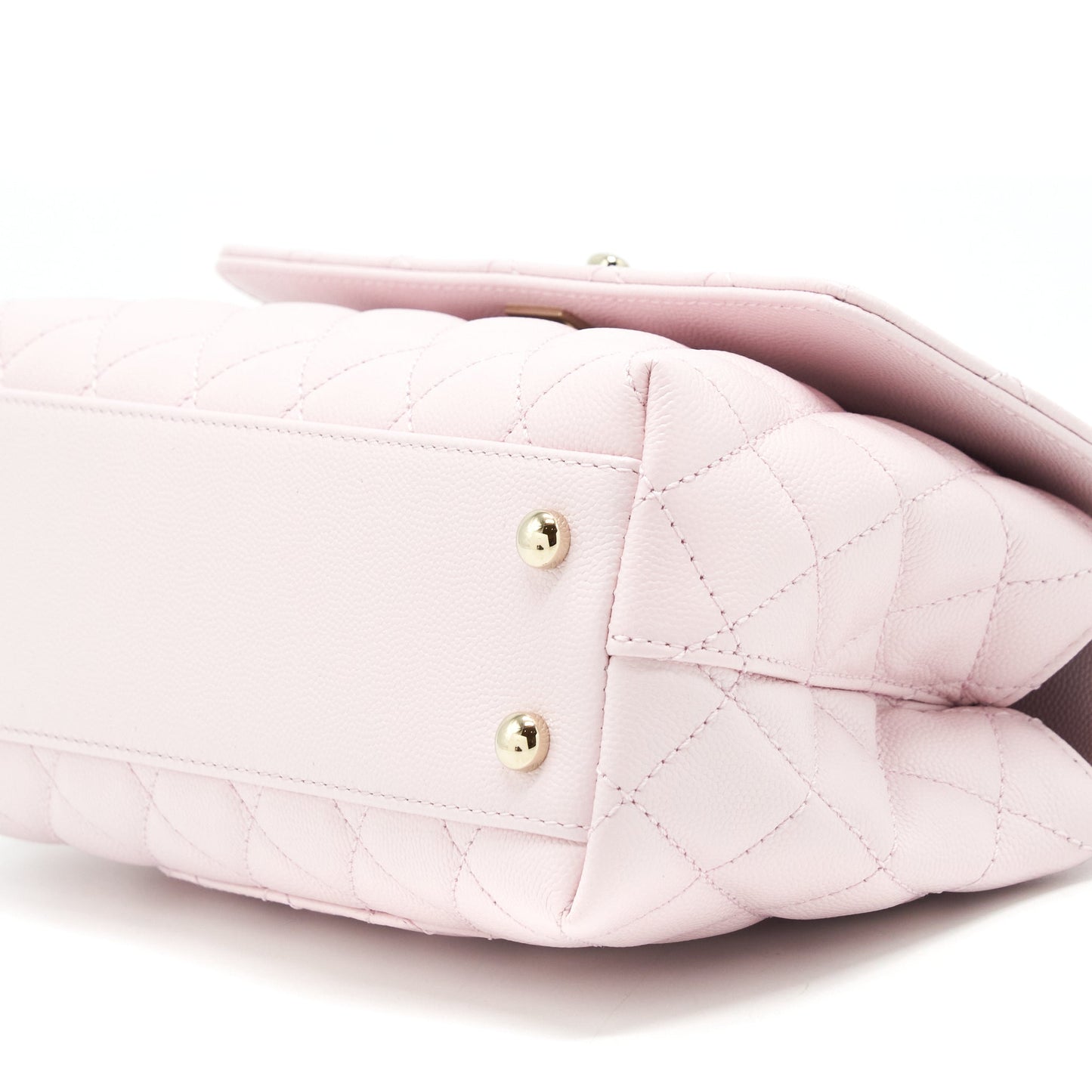 Chanel 22P Small Coco Handle Caviar Light Pink L