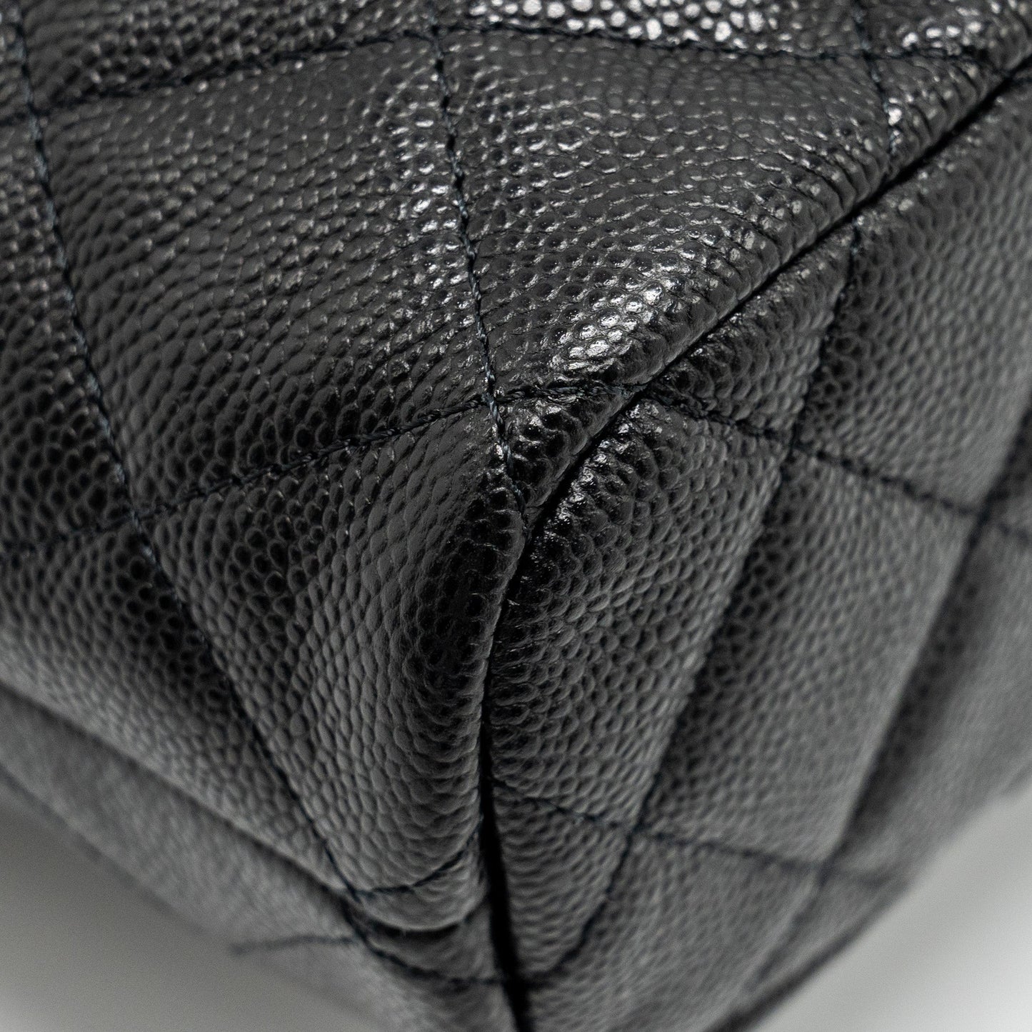 Chanel 25c Quilted Hobo Bag Caviar Black  (microchip)