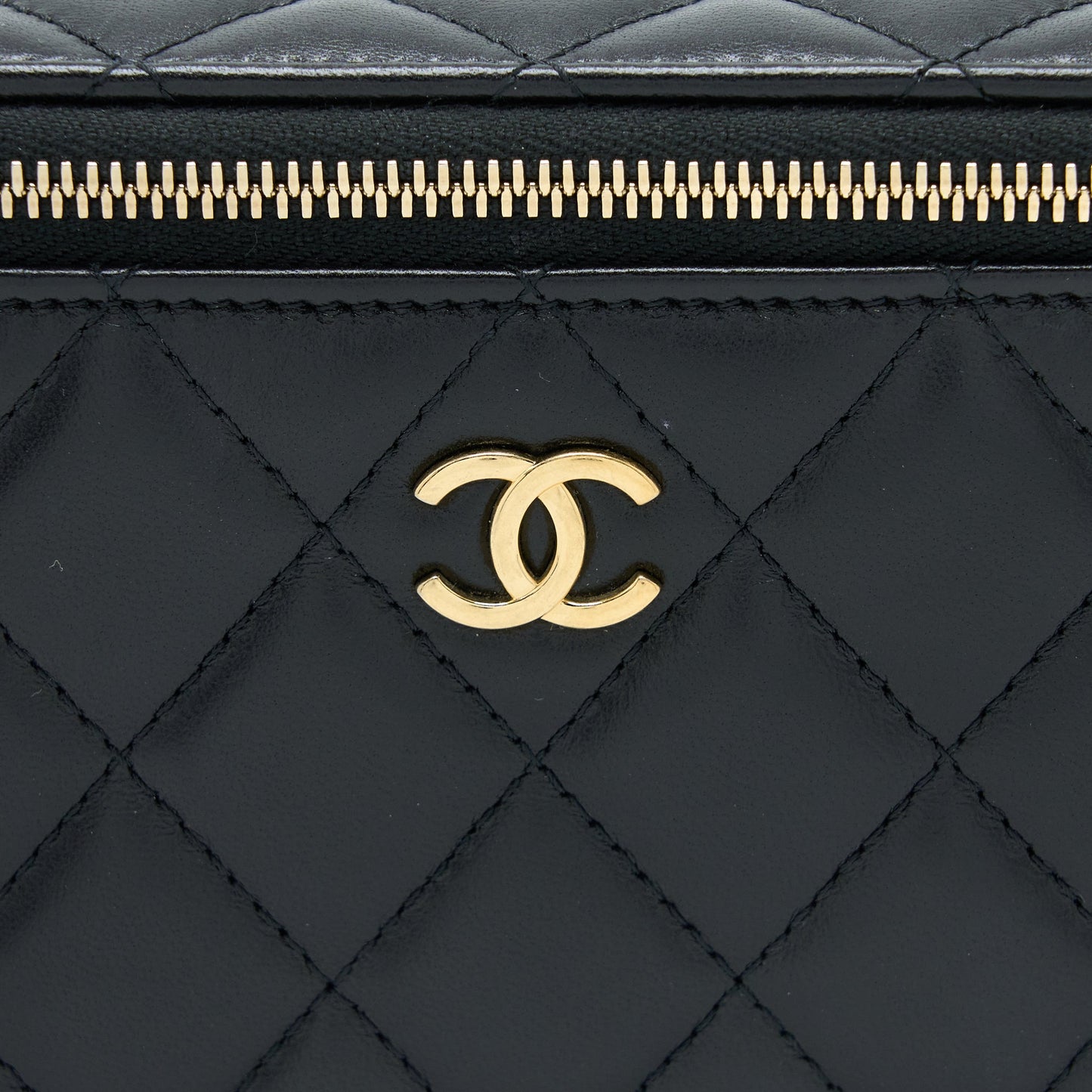 Chanel Long Vanity Detailed Gem Chain Lambskin Black  (Microchip)