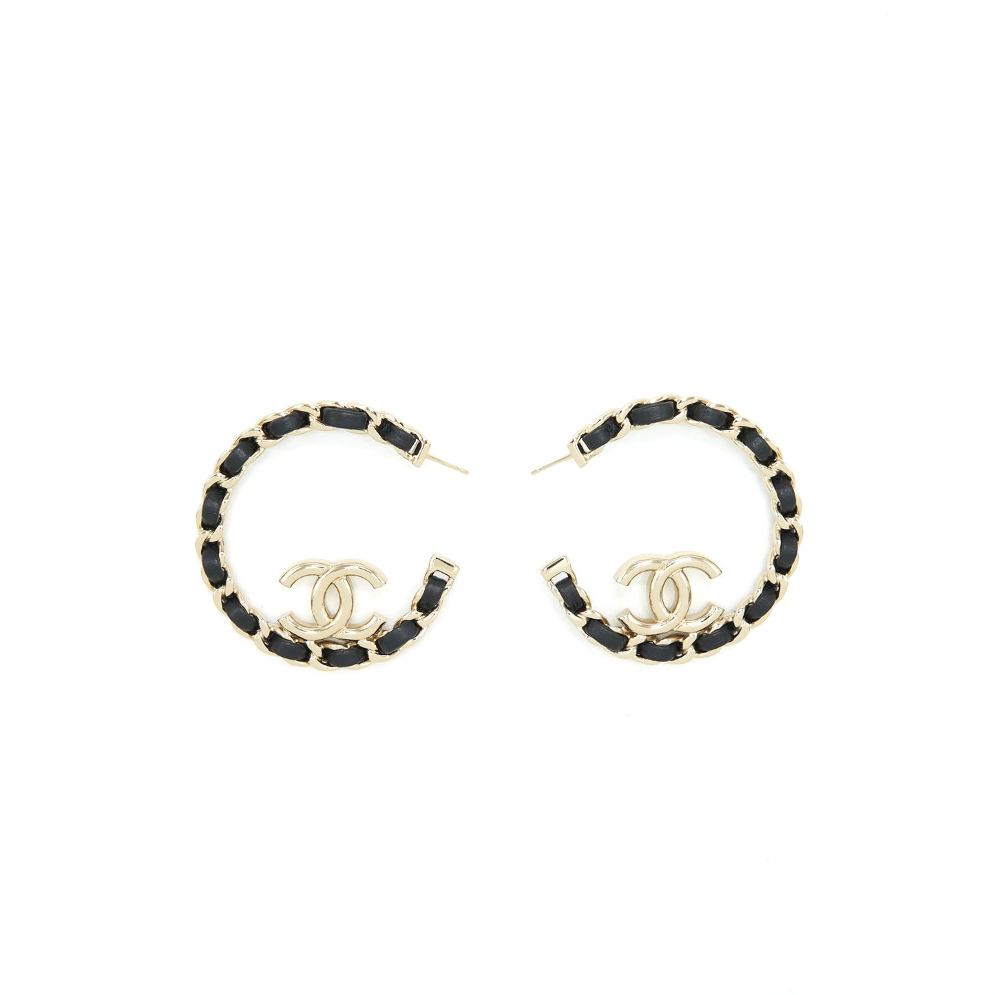 Chanel 22P Round CC Black Earrings L