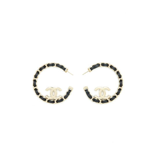 Chanel 22P Round CC Black Earrings L
