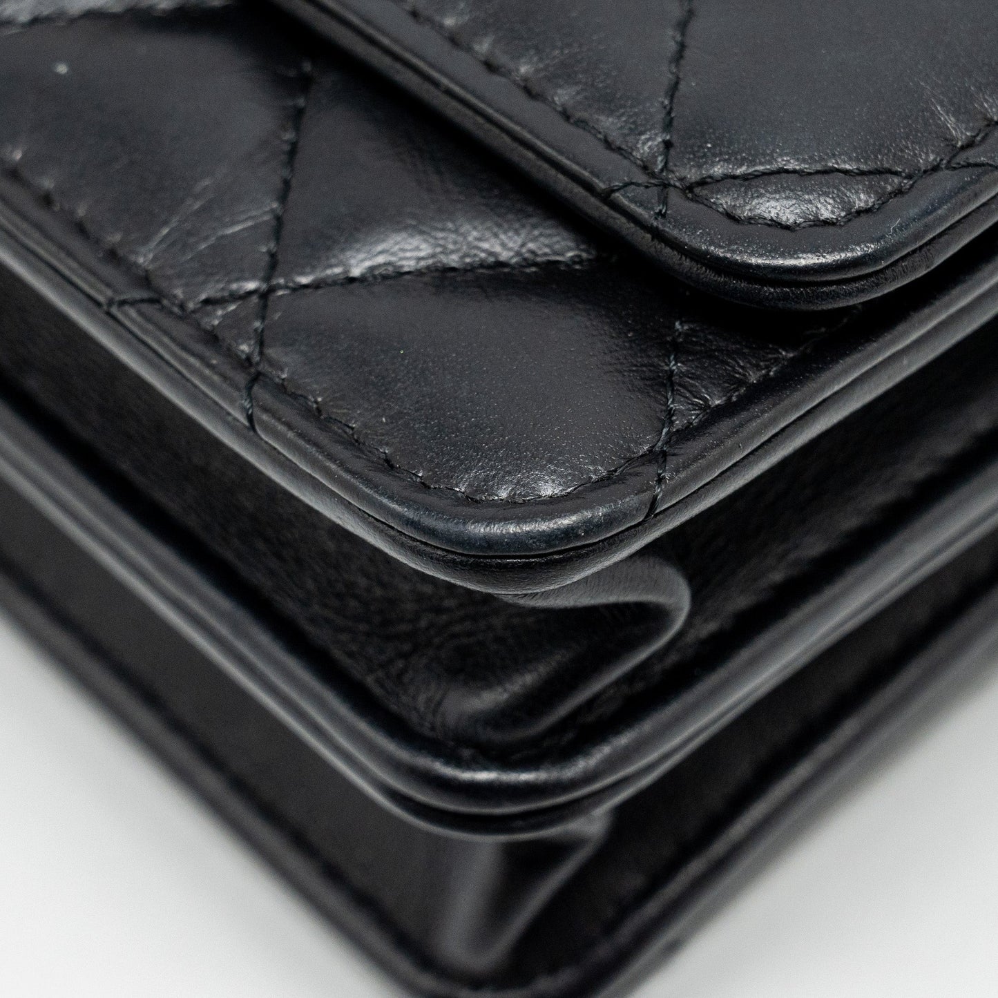 CHANEL Mini 2.55 Reissue Wallet On Chain Aged Calfskin Black  (Microchip)