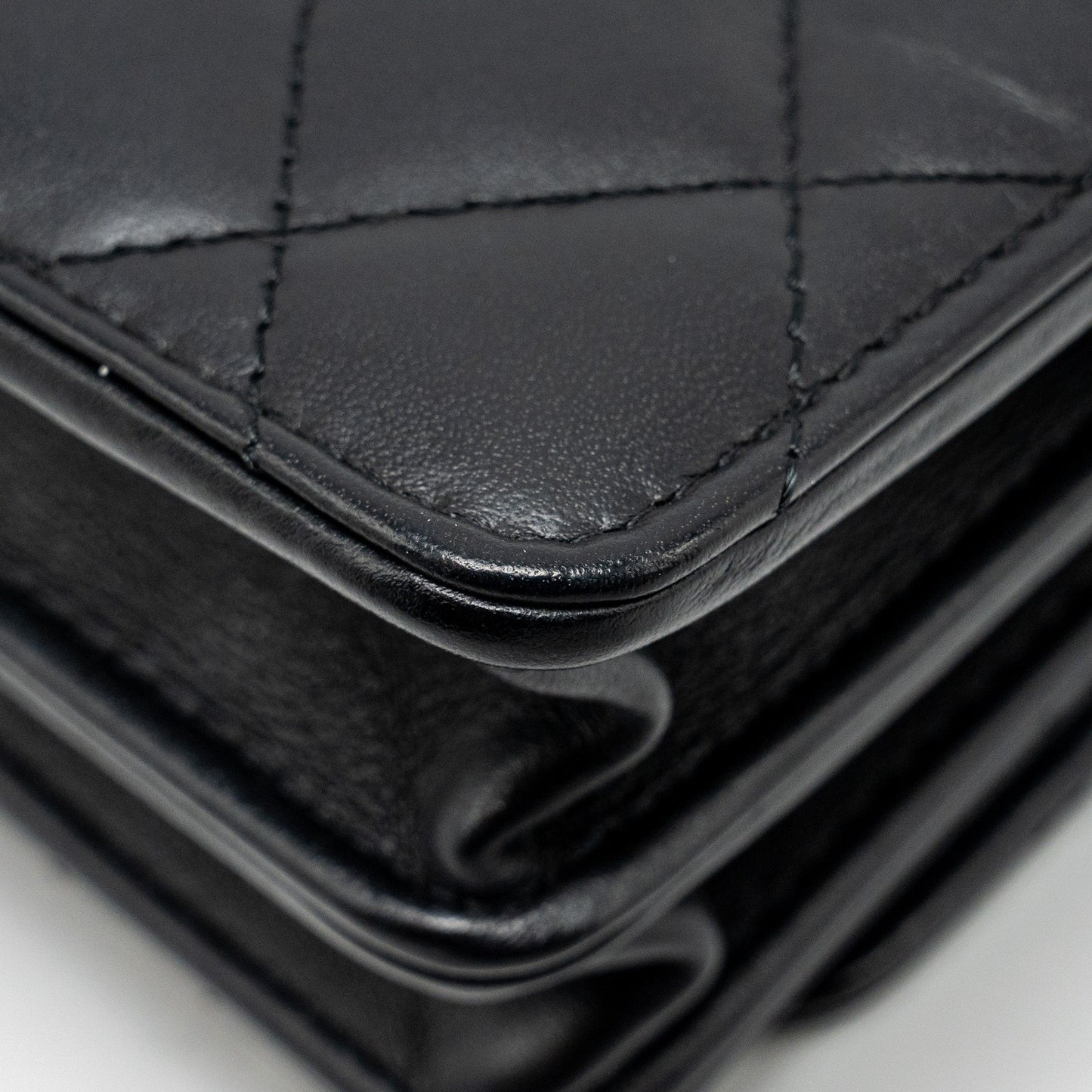 CHANEL Mini 2.55 Reissue Wallet On Chain Aged Calfskin Black  (Microchip)