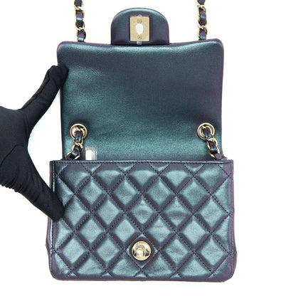 Chanel 22B Mini Square Pearly Lambskin Black L (Microchip)