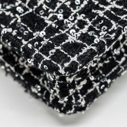 Chanel 24p Detail Chains Wallet On Chain Tweed/Sequins Black/White L (Microchip)