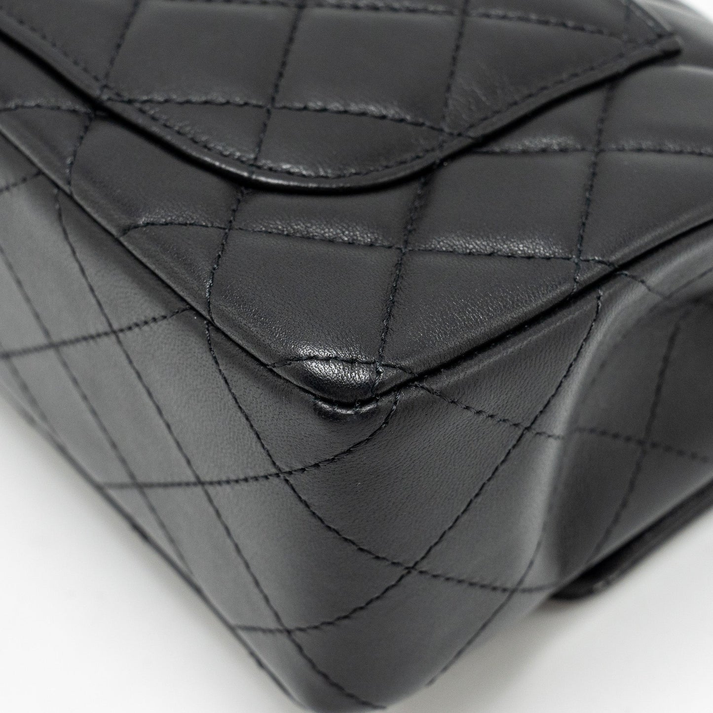 Chanel Mini Rectangular Flap Bag Lambskin Black L (Microchip)