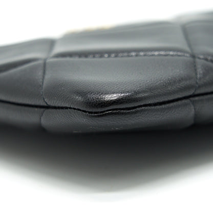 Chanel 19 Pouch black