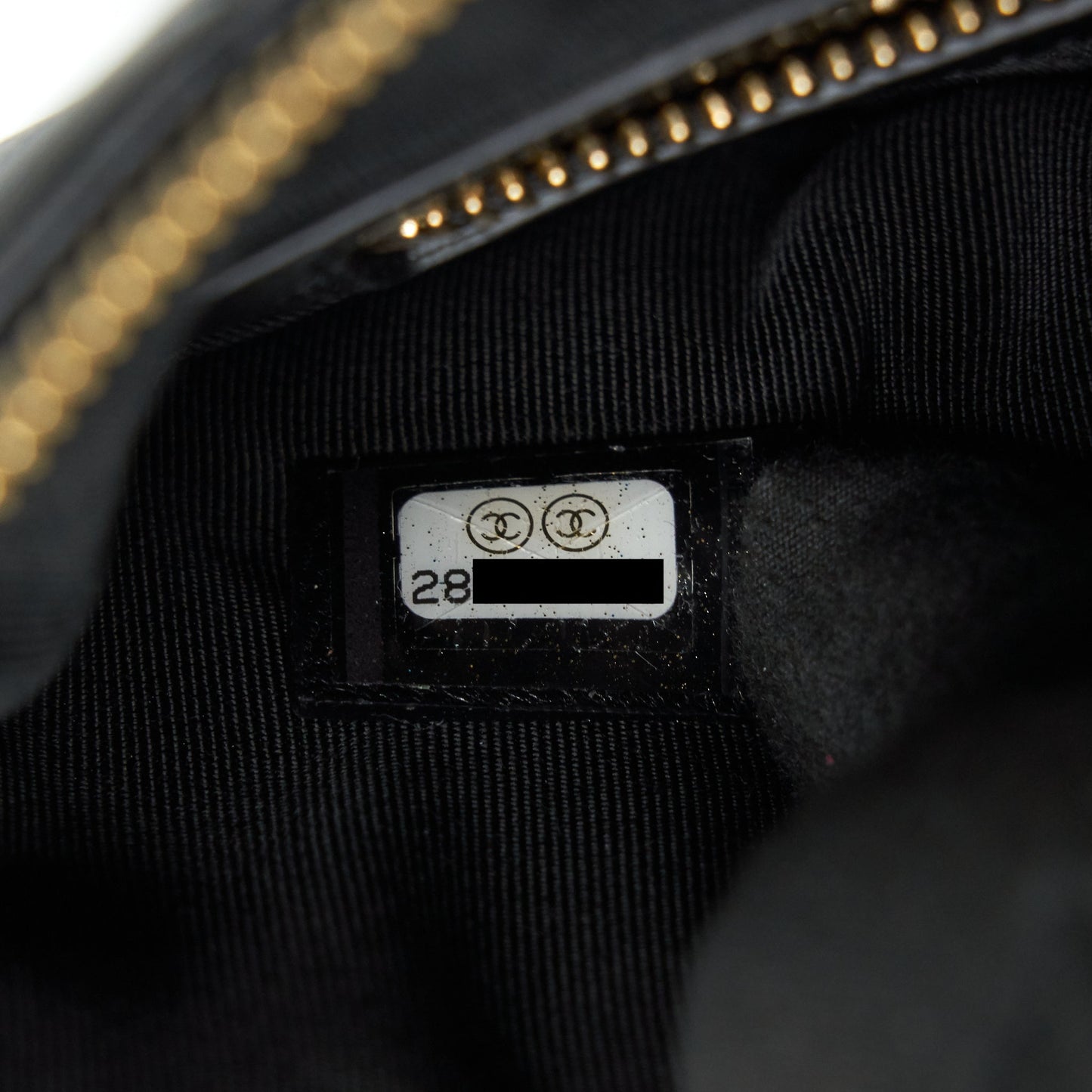 Chanel 19 Pouch black