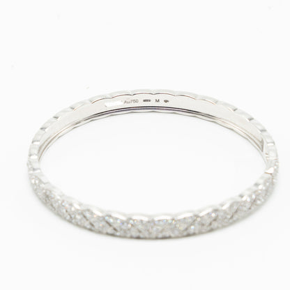 Chanel Size M Coco Crush Bracelet Quilted Motif 18k white gold diamonds