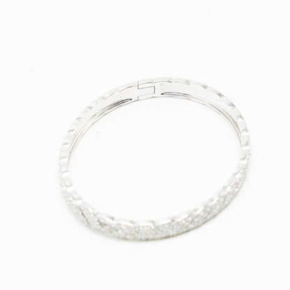 Chanel Size M Coco Crush Bracelet Quilted Motif 18k white gold diamonds