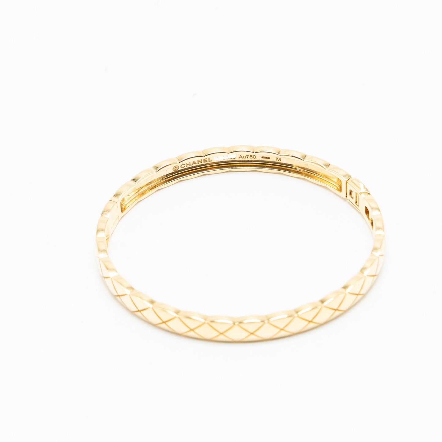 Chanel Size M Coco Crush Bracelet 18K yellow gold
