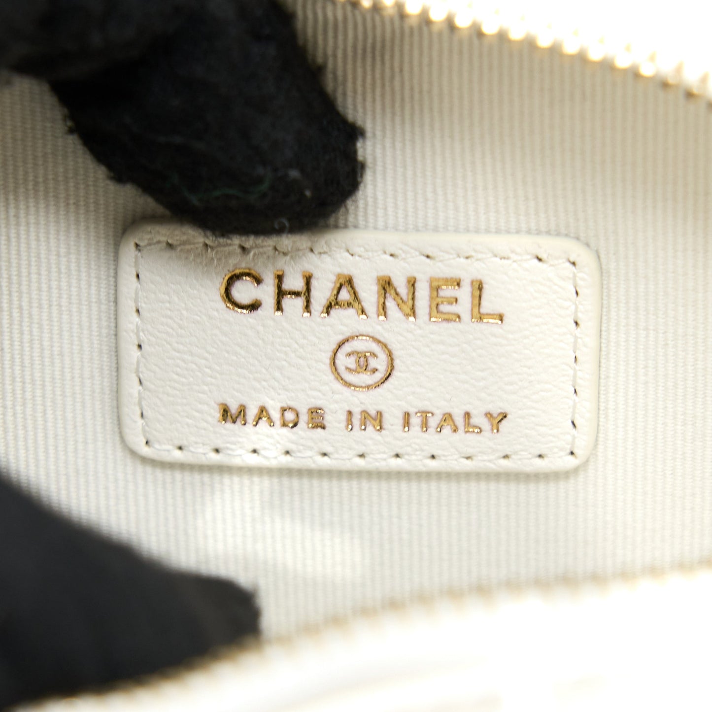 Chanel 22s Heart Belt Bag Lambskin White L