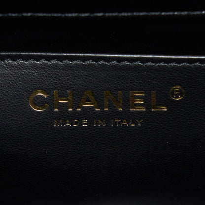 Chanel 22K Retro Classic New Square Flap Bag Goatskin Black  (Microchip)