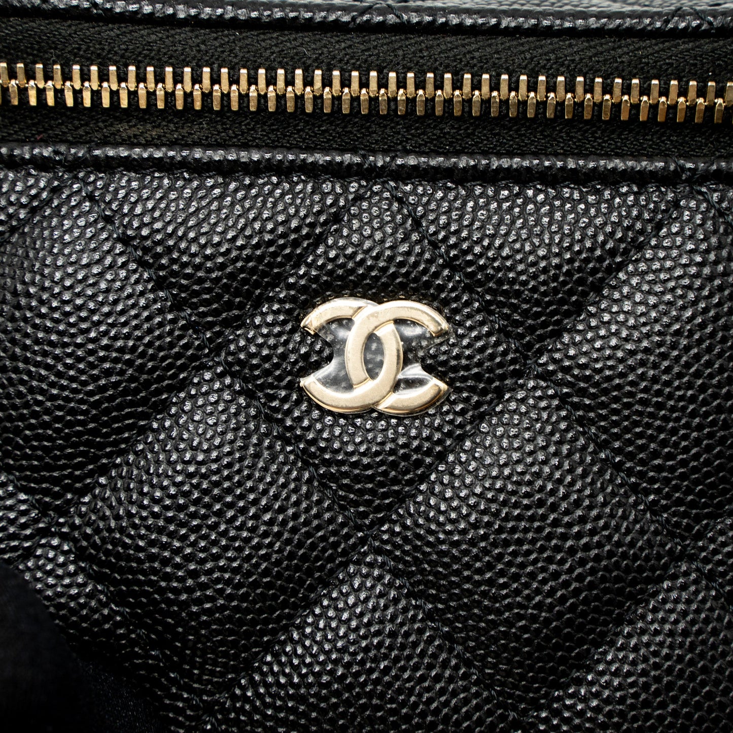 Chanel Mini Vanity with Chain Caviar Black L (Microchip)