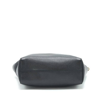 Gucci Grained calfskin Tote Bag Black with long strap