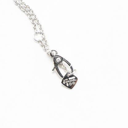 Chanel Coco Crush Necklace Quilted motif 18k white gold, diamonds