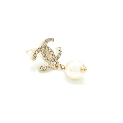 Chanel CC logo crystal with pearl drop earring L