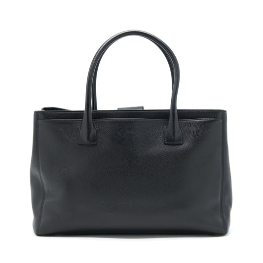 Chanel Cerf Tote bag Grained calfskin black