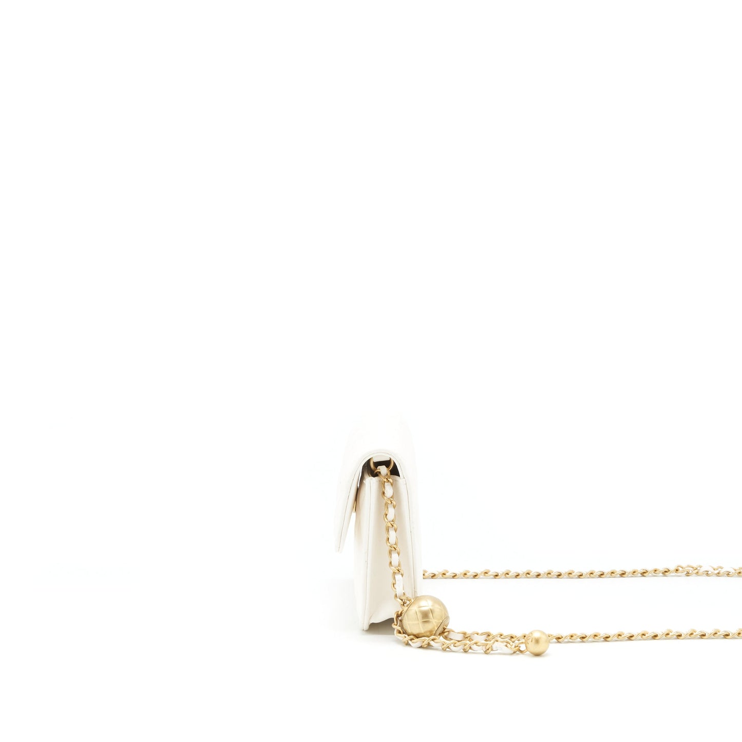 Chanel 21b Pearl crush mini flap bag with chain/belt bag white
