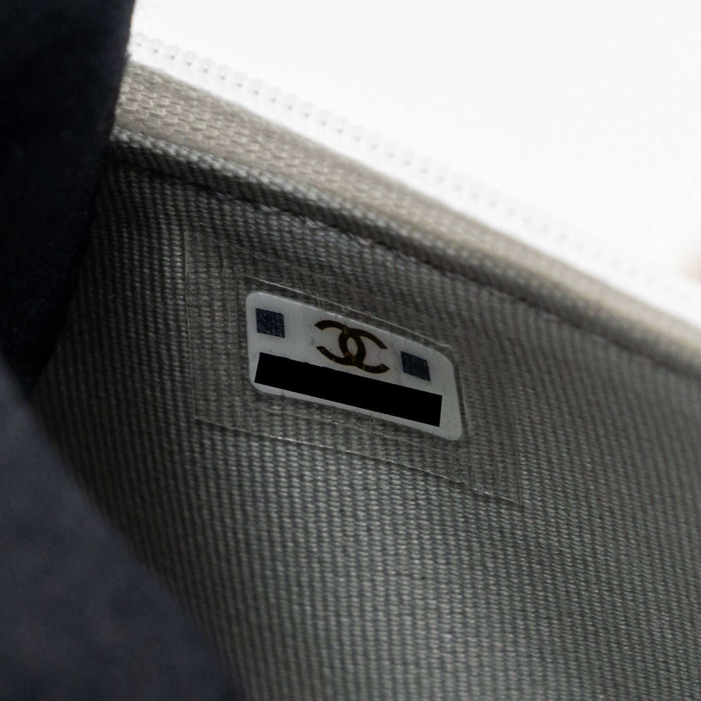 Chanel 23P detailed top handle mini wallet with chain calfskin white / multi color brushed  (microchip)