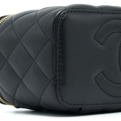 Chanel 23C Pearl Crush Long Vanity Lambskin Black L (Microchip)