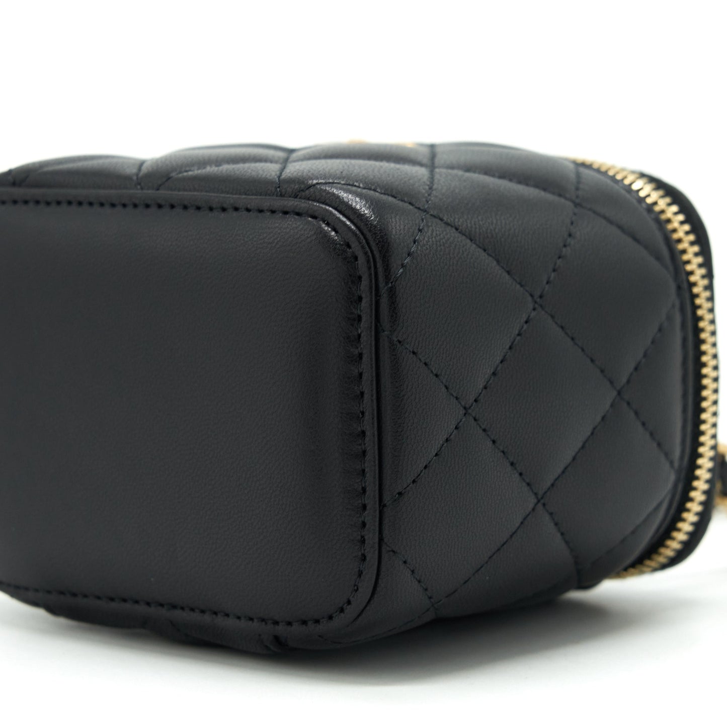 Chanel Pearl Crush Mini Vanity With Chain Lambskin Black