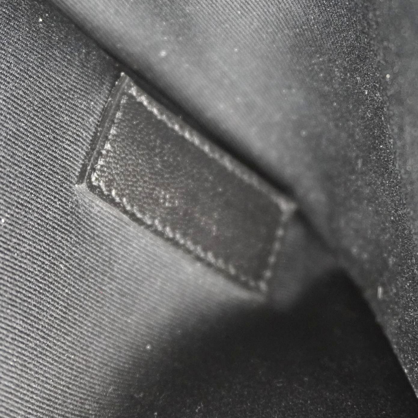 YVES SAINT LAURENT Uptown Envelope Grain De Poudre Leather Clutch Black